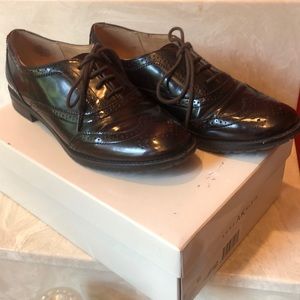 Anne Klein Dark Brown Wing Tips Size 8M